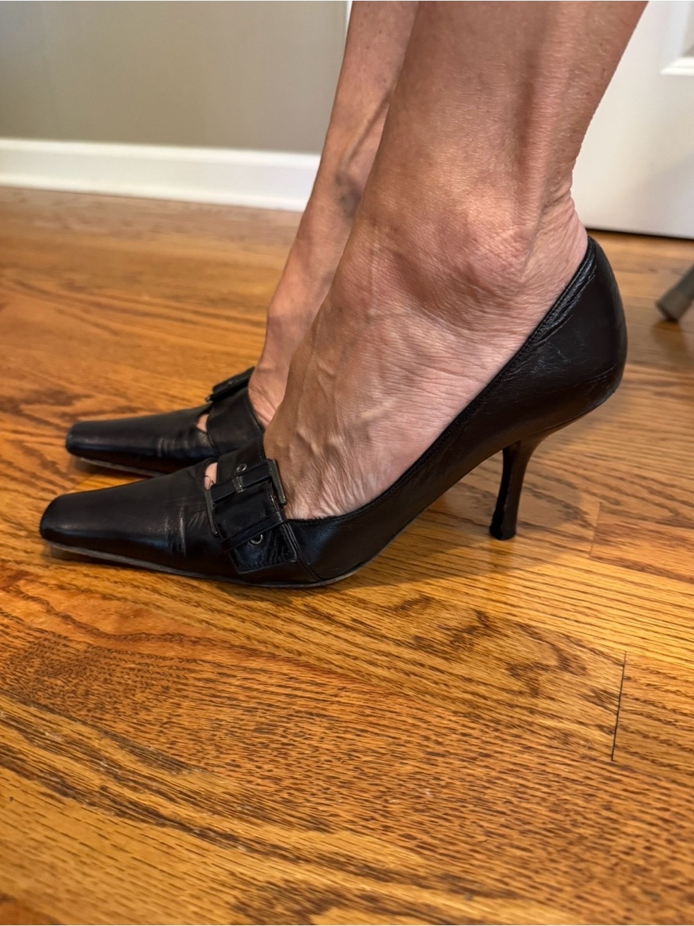 Charles David Black Square/Pointed Buckle Pumps - Picture 11 of 12